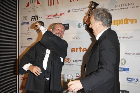 Terry Gilliam and Stephen Frears have fun on the red carpet